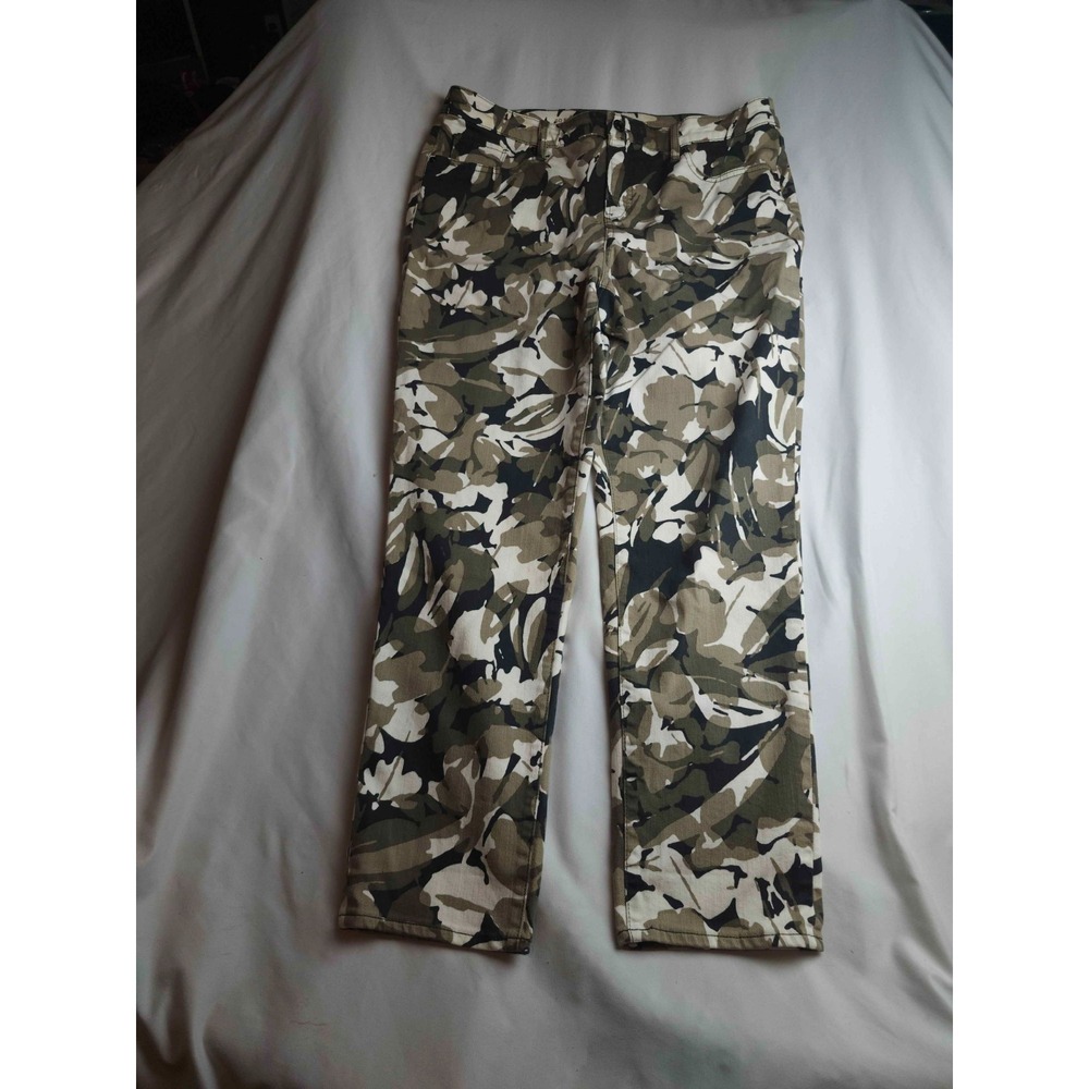 Chicos So Slimming Girlfriend Ankle Pants Womens Size 12 Camo Utility Streetwear